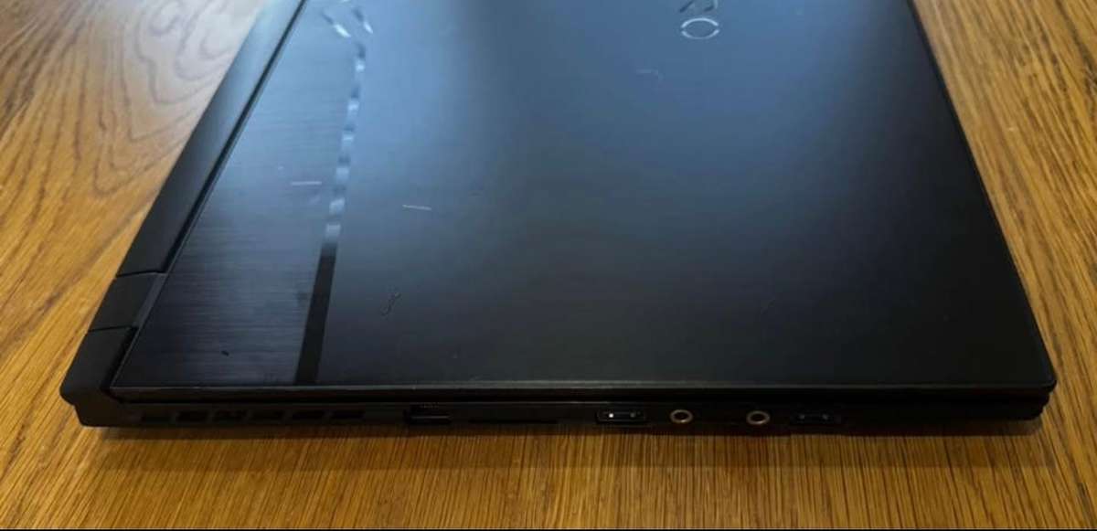 Gigabyte Aero 17 XB 144Hz 17.3", Intel Core i7-10875H 2.30GHz, RTX 2070 Super, 16GB Ram, 1TB SSD