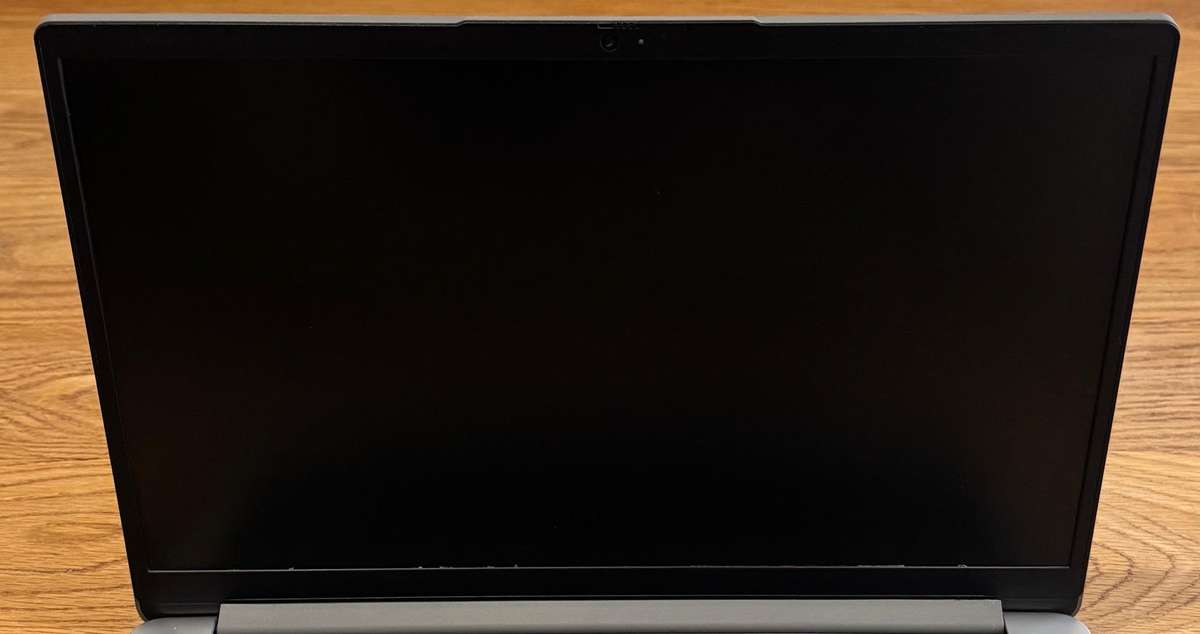 Lenovo Ideapad 1 15AMN7 15.6", AMD Ryzen 5 7520U 2.80GHz, AMD Radeon 610M, 8GB RAM, PLEASE READ!!!