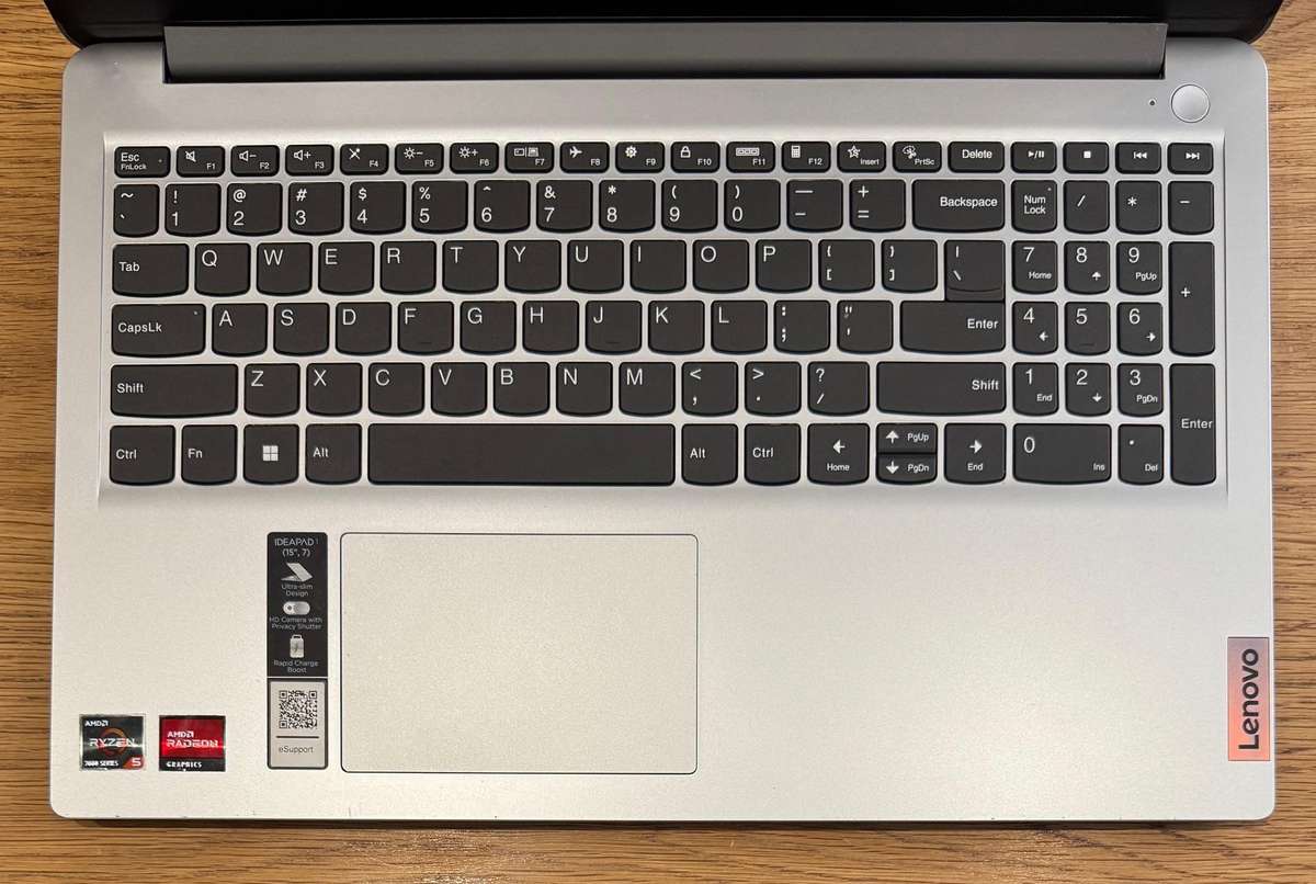 Lenovo Ideapad 1 15AMN7 15.6", AMD Ryzen 5 7520U 2.80GHz, AMD Radeon 610M, 8GB RAM, PLEASE READ!!!