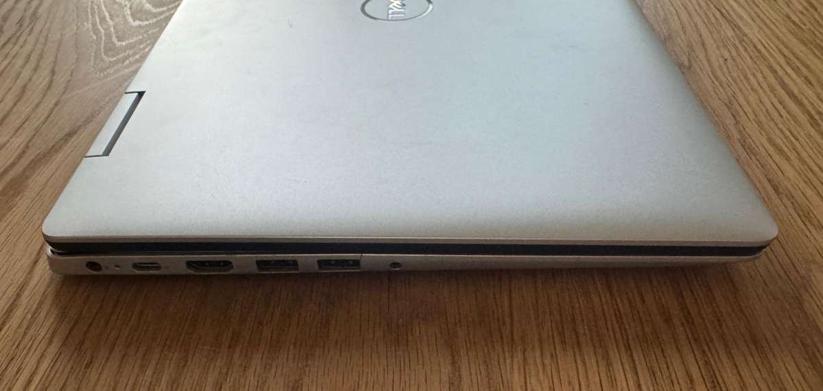 Dell Inspiron 14 5000 14" Touch, Intel Core i5-10210U 1.60GHz, 8GB RAM, 256GB SSD