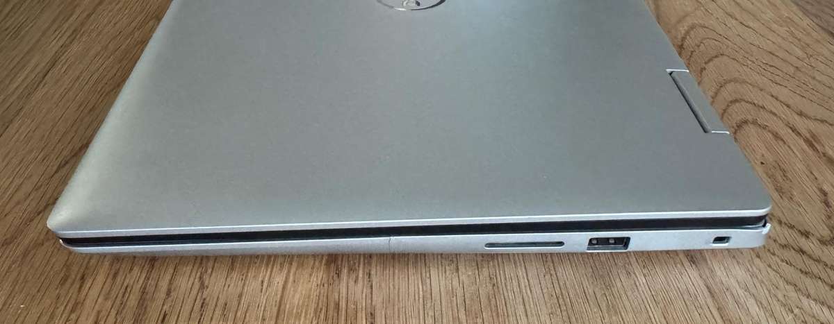 Dell Inspiron 14 5000 14" Touch, Intel Core i5-10210U 1.60GHz, 8GB RAM, 256GB SSD