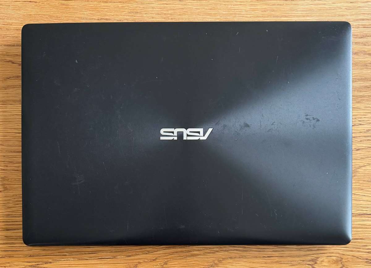 ASUS NoteBook F553S 15.6"