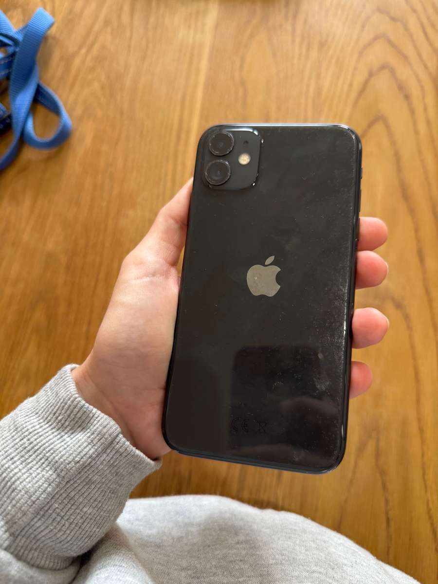 IPHONE 11 64GB BLACK