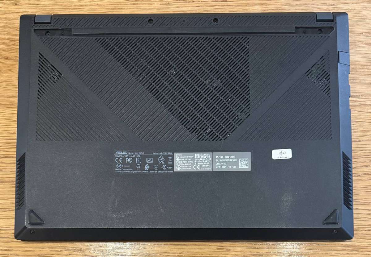 Asus VivoBook 15 15.6",GTX 1650 4GB VRAM , Intel Core i5-9300H 2.40GHz, 24GB RAM, 500GB SSD, READ!!!