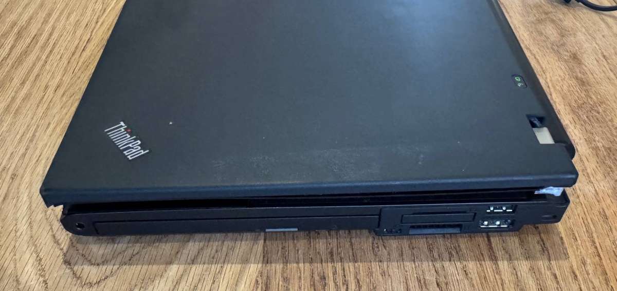 Lenovo ThinkPad T420 14", Intel Core i5-2520M 2.50GHz, 4GB RAM, 300GB HDD, PLEASE READ!!!