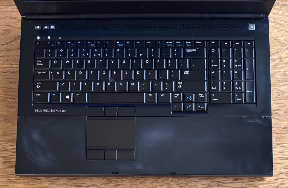 Dell Precision M6800 17", Nvidia Quadro,Intel Core i7-4910MQ 2.90GHz, 32GB RAM, 256GB SSD, 500GB HDD