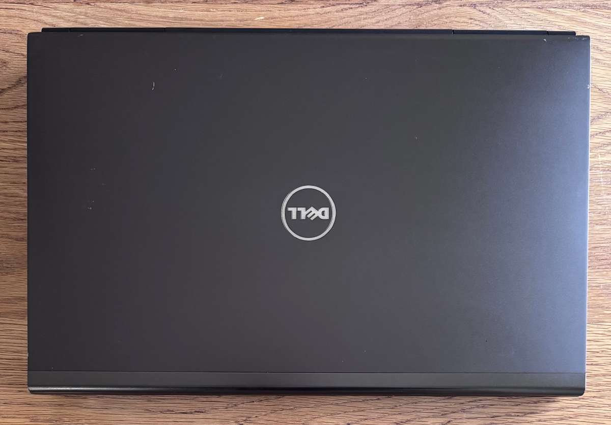 Dell Precision M6800 17", Nvidia Quadro,Intel Core i7-4910MQ 2.90GHz, 32GB RAM, 256GB SSD, 500GB HDD