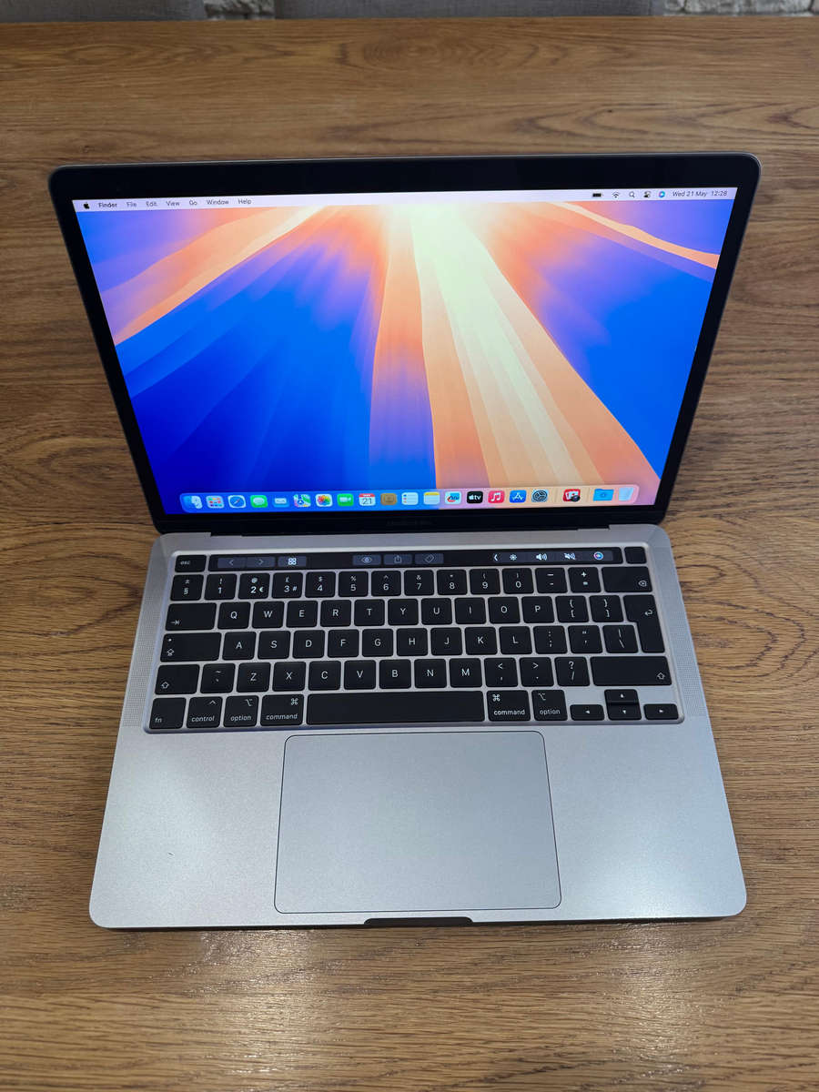 MacBook Pro 13 inch 2020 TouchBar Intel Core i5, 16GB RAM 512GB SSD SPACE GREY