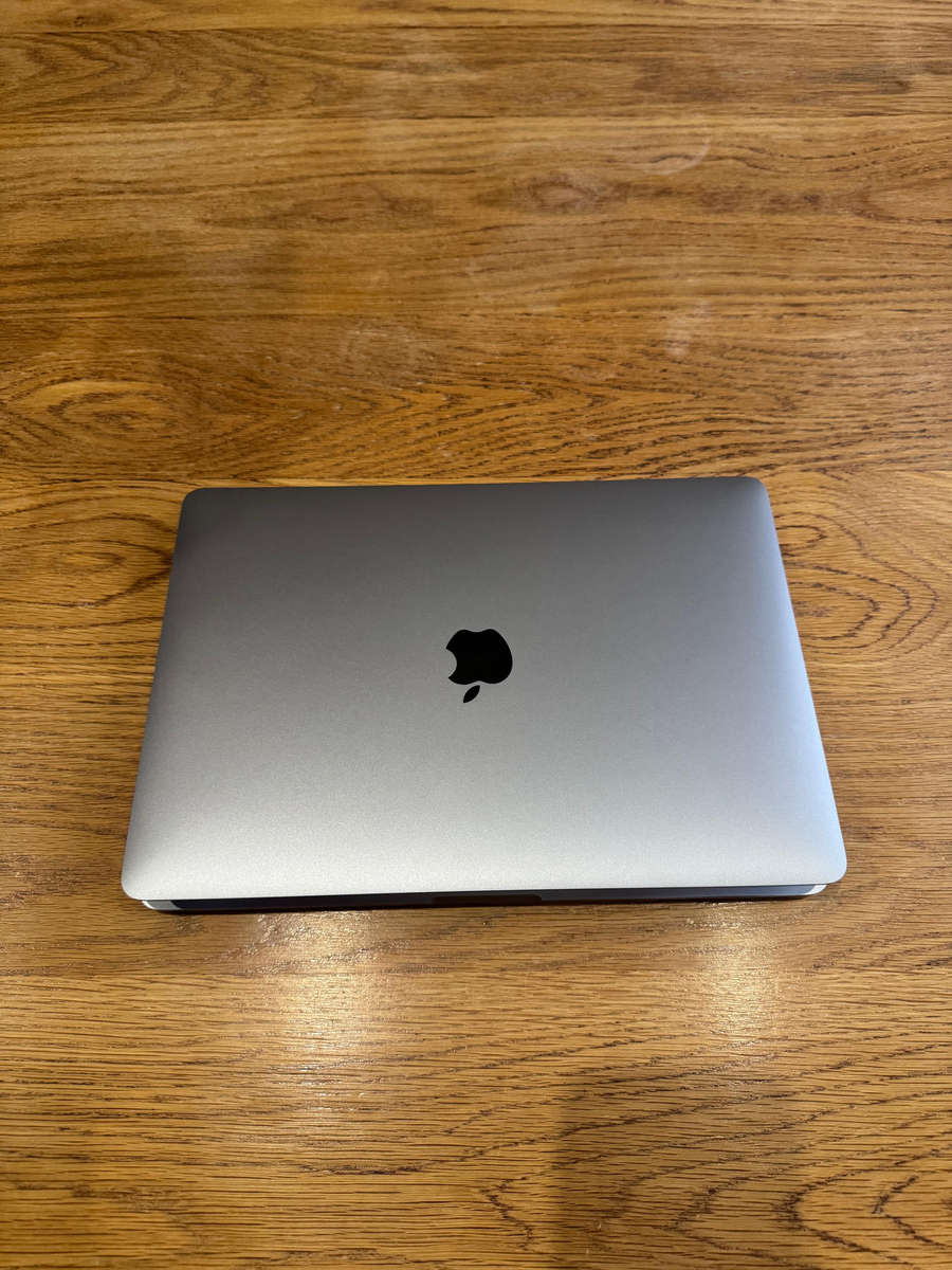 MacBook Pro 13 inch 2020 TouchBar Intel Core i5, 16GB RAM 512GB SSD SPACE GREY