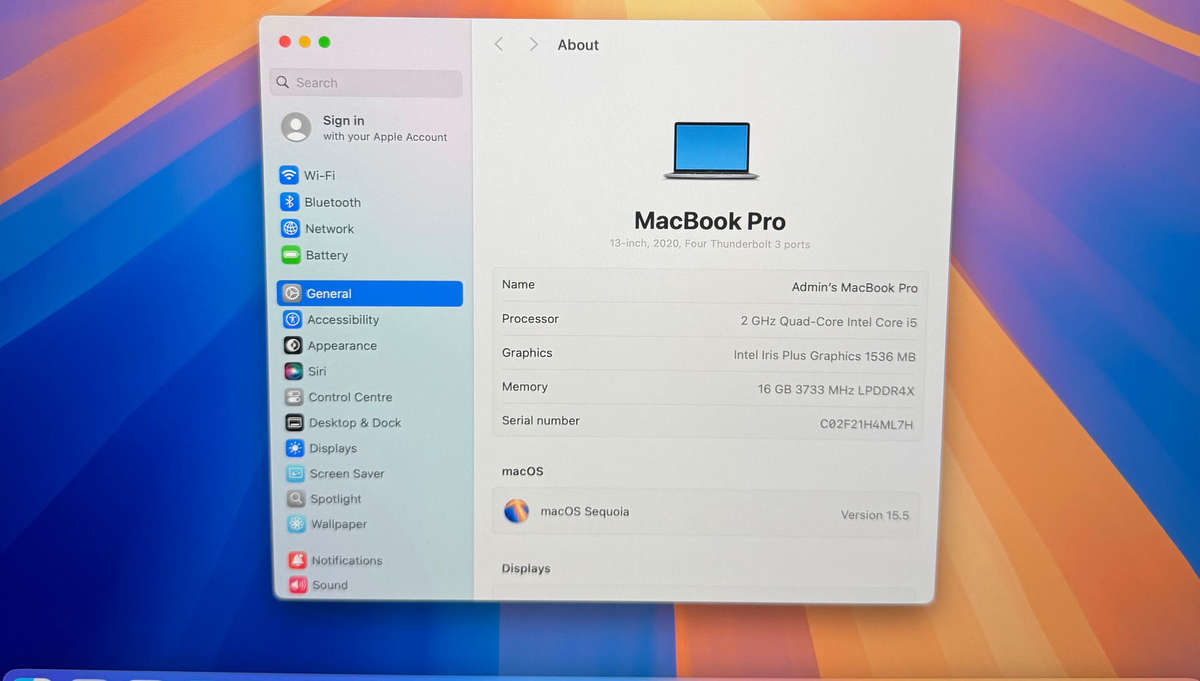 MacBook Pro 13 inch 2020 TouchBar Intel Core i5, 16GB RAM 512GB SSD SPACE GREY