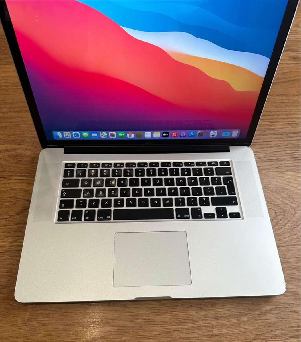 Apple MacBook Pro 15" Retina LATE 2013, Intel Core i7, 128gb SSD, 8gb Ram, 2GHz