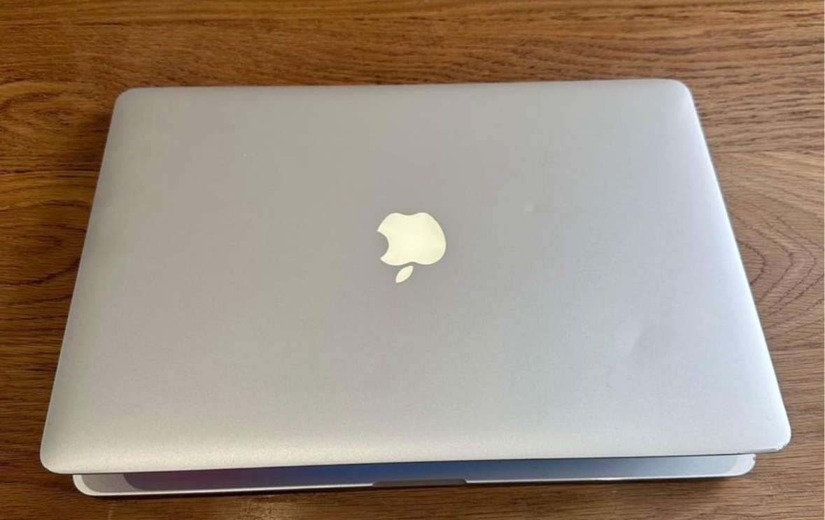 Apple MacBook Pro 15" Retina LATE 2013, Intel Core i7, 128gb SSD, 8gb Ram, 2GHz