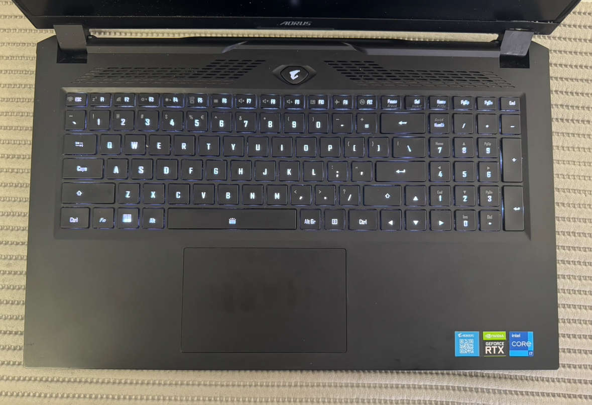 Gigabyte AORUS XE4, RTX 3070Ti GPU, Core i7-12700H 4.70GHz, 17.3" Full HD360Hz, 32GB PLEASE READ!!!