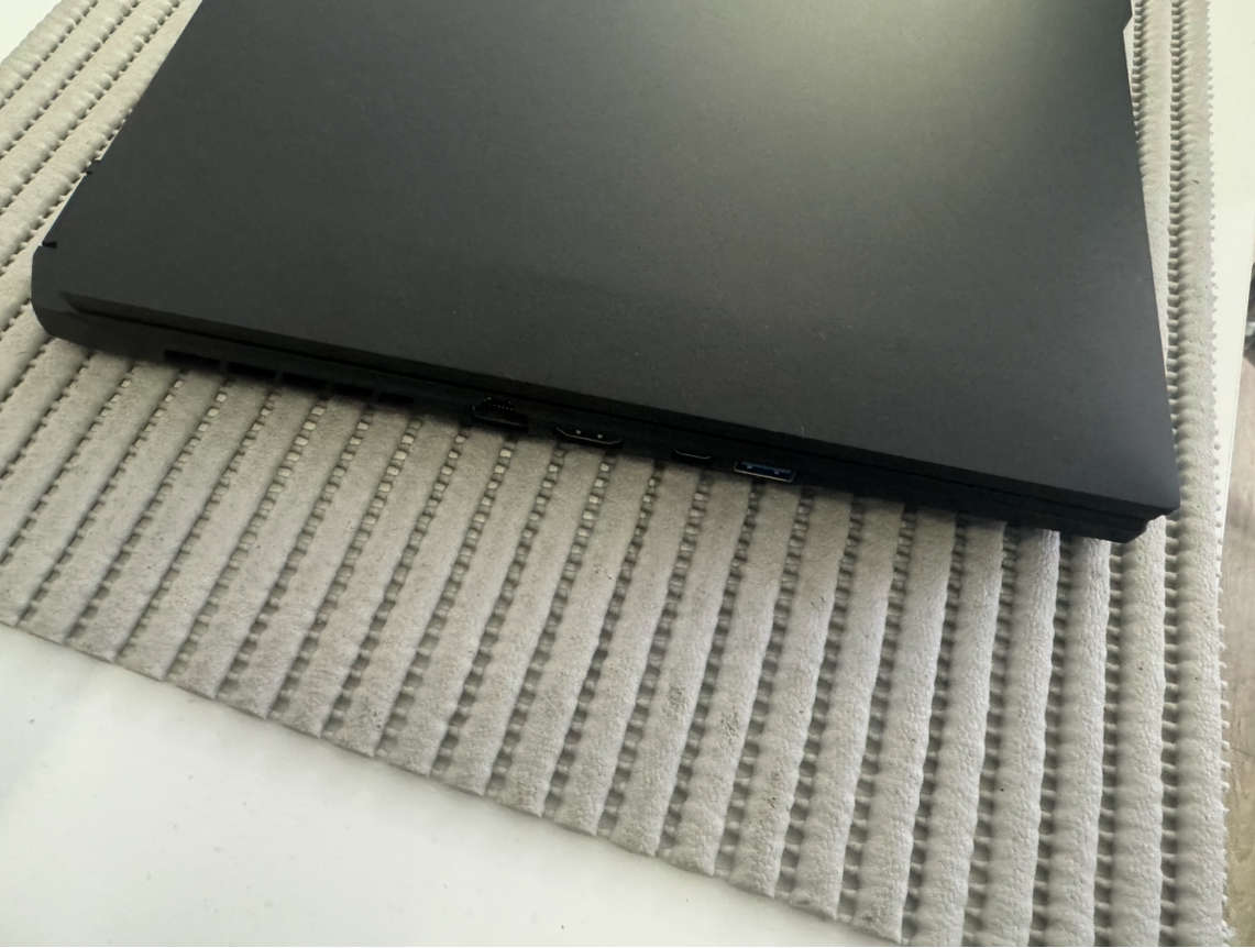 Gigabyte AORUS XE4, RTX 3070Ti GPU, Core i7-12700H 4.70GHz, 17.3" Full HD360Hz, 32GB PLEASE READ!!!