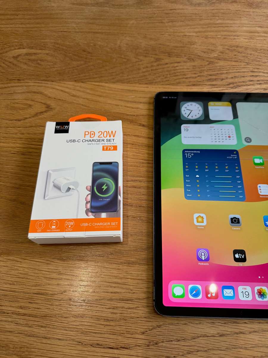 Apple iPad Pro 12.9-inch 3rd Generation 256GB WiFi & Cellular A1895