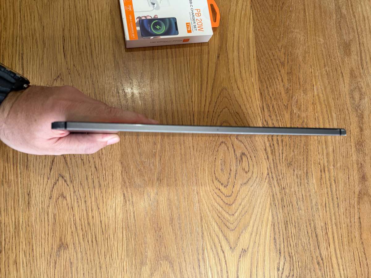 Apple iPad Pro 12.9-inch 3rd Generation 256GB WiFi & Cellular A1895