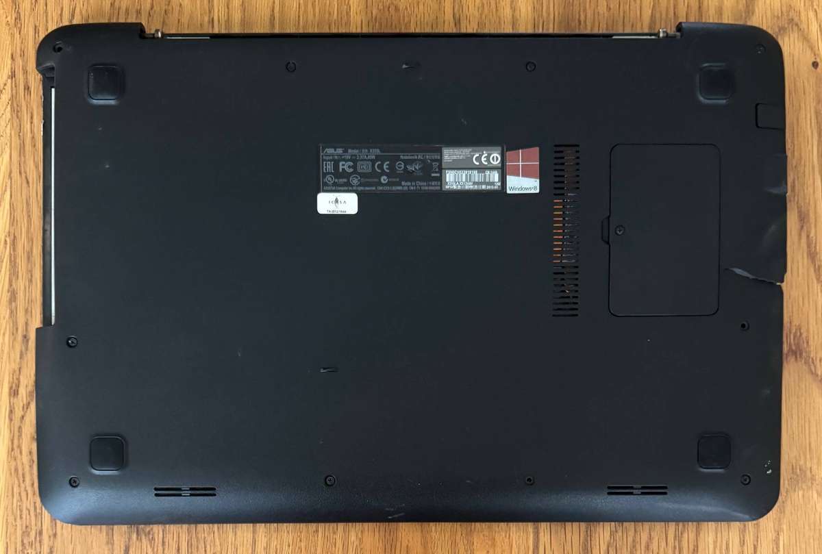 Asus NoteBook X555L 15.6, Intel Core i5-5200U 2.20Ghz, 8GB RAM, 1TB HDD PLEASE READ!!!