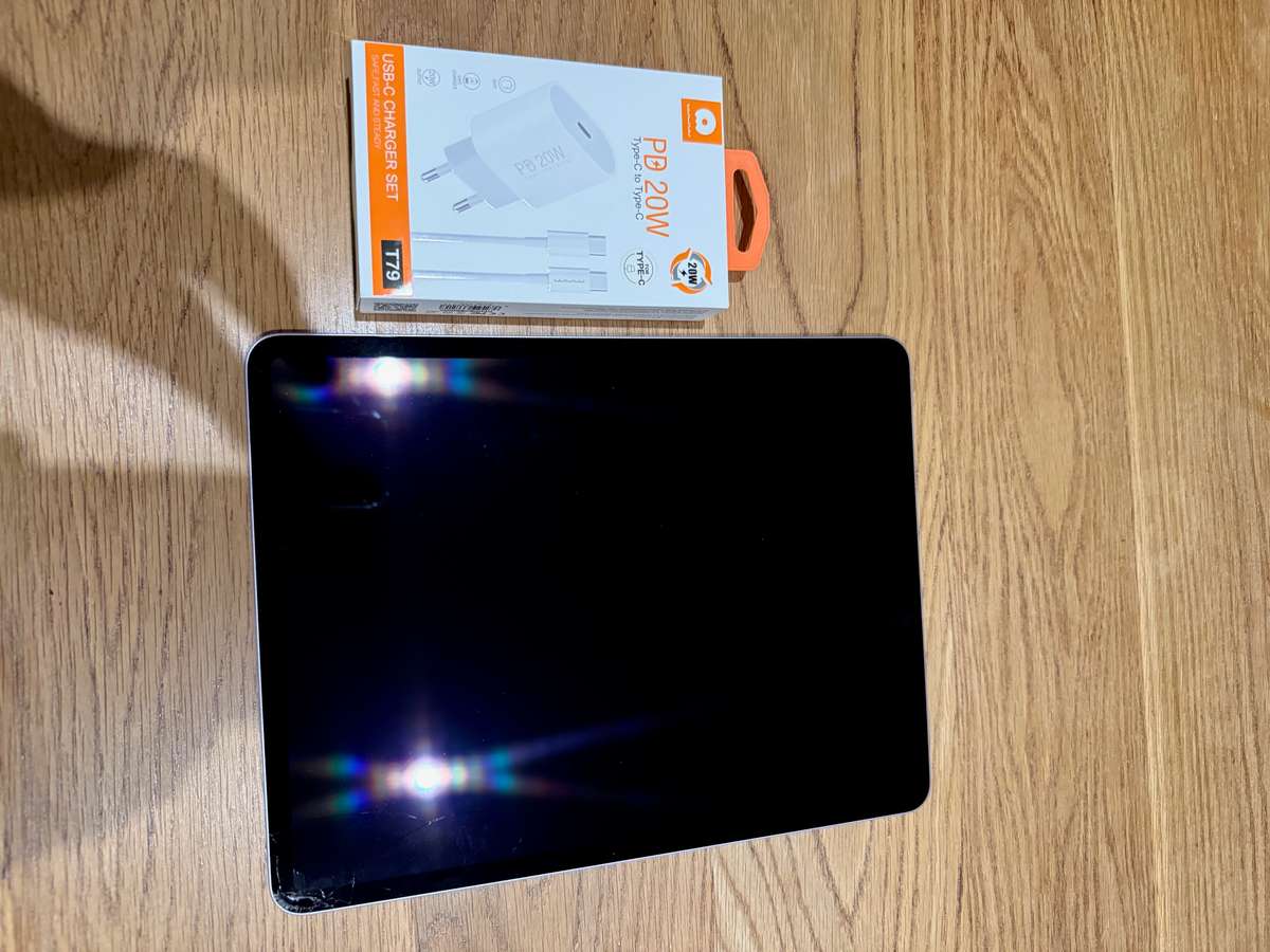 Apple iPad Air M2 13-inch 6th Generation 128GB WiFi Purple