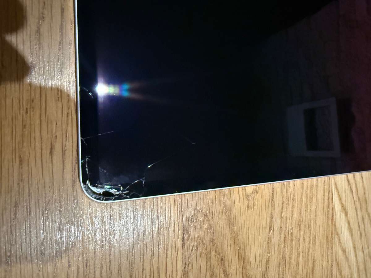 Apple iPad Air M2 13-inch 6th Generation 128GB WiFi Purple