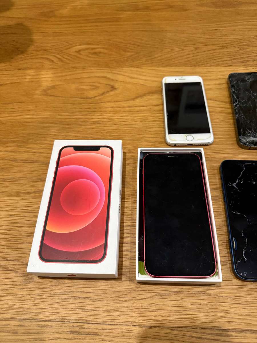 Apple iPhone bulk lot for spares and parts