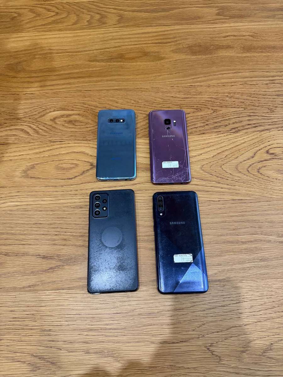 Samsung phones for spares and parts