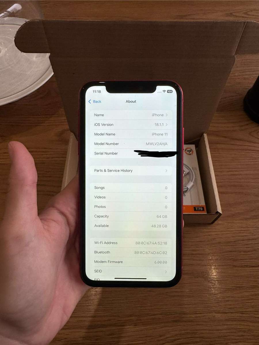 IPHONE 11 64GB RED