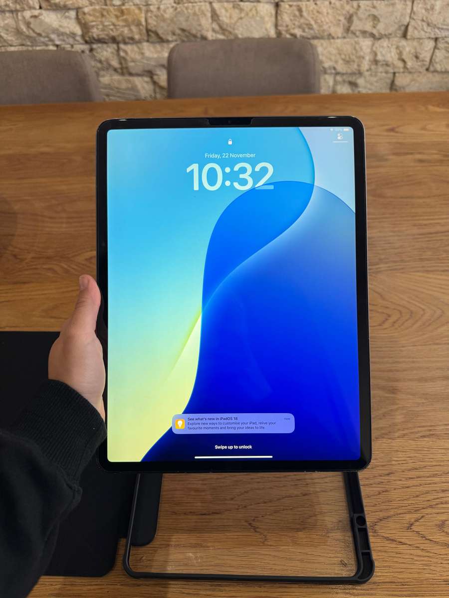 Apple iPad Pro 12.9-inch 3rd Generation 256GB WiFi A1876