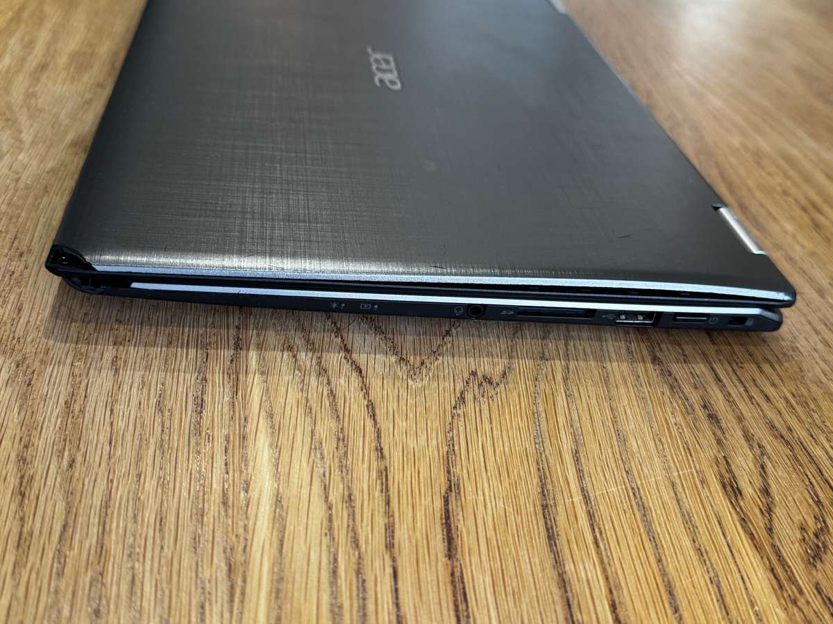 Acer Spin 3 SP314-51-38XK Intel Core i3-8130U 4GB DDR4 RAM PLEASE READ!!!