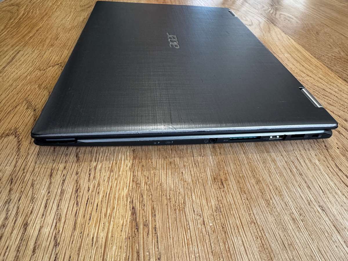 Acer Spin 3 SP314-51-38XK Intel Core i3-8130U 4GB DDR4 RAM PLEASE READ!!!