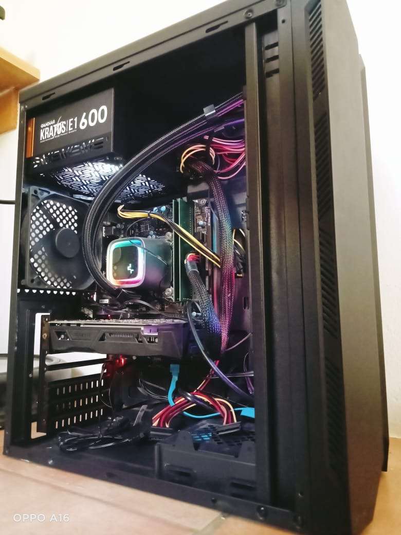 POWERFULL GAMING/WORKSTATION -i7-16GB-Liquid Cooled -GTX 1050  Ti Graphics