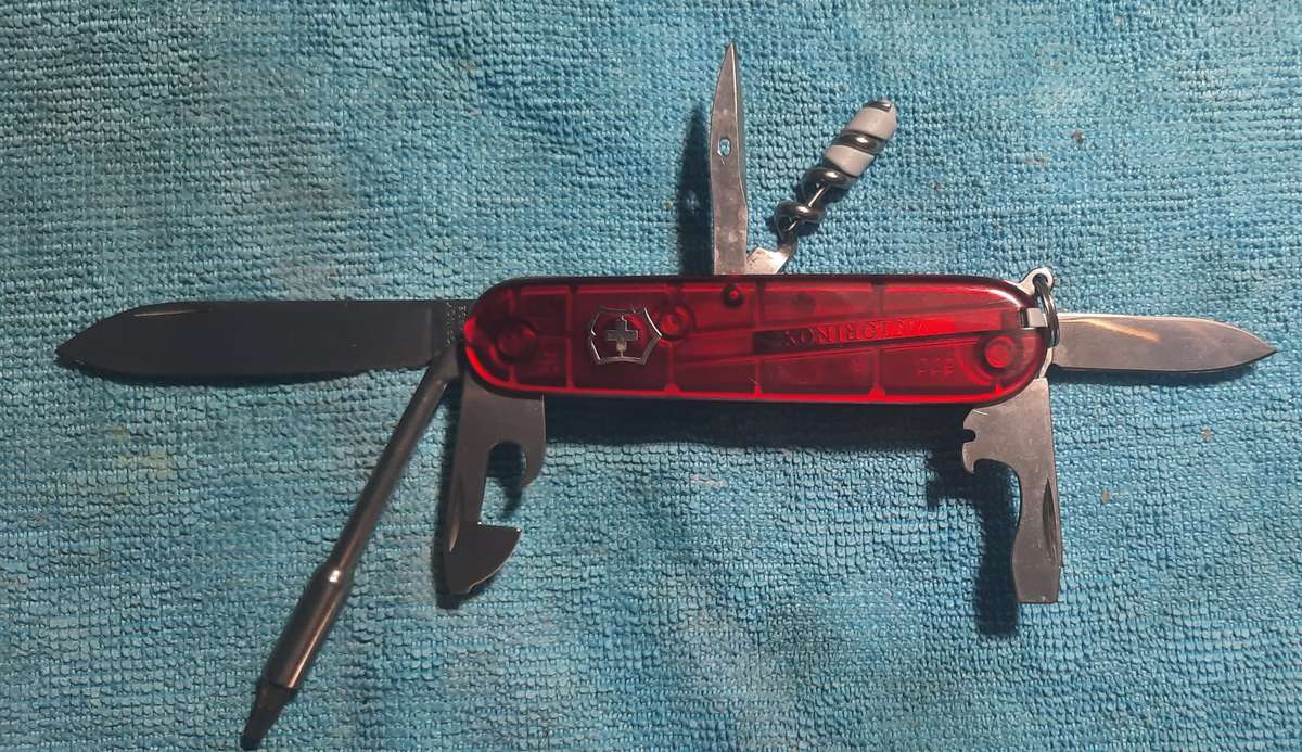 Victorinox Swiss Army knife Cyber Tool S 91mm Translucent Red scales Condition and tools as per pict