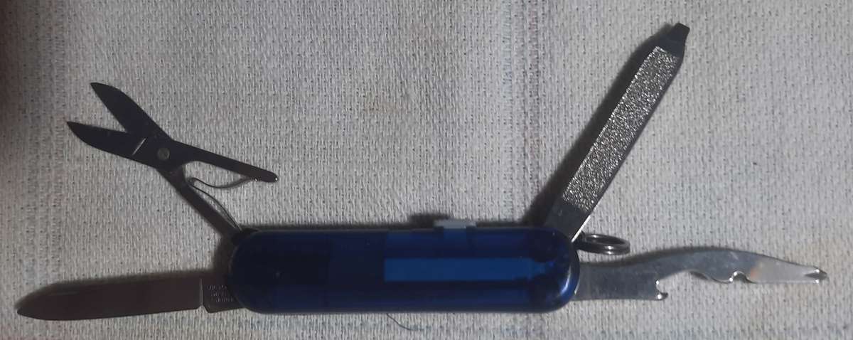 Swiss Army Knife .Victorinox- Manager Blue Scales 58 mm
