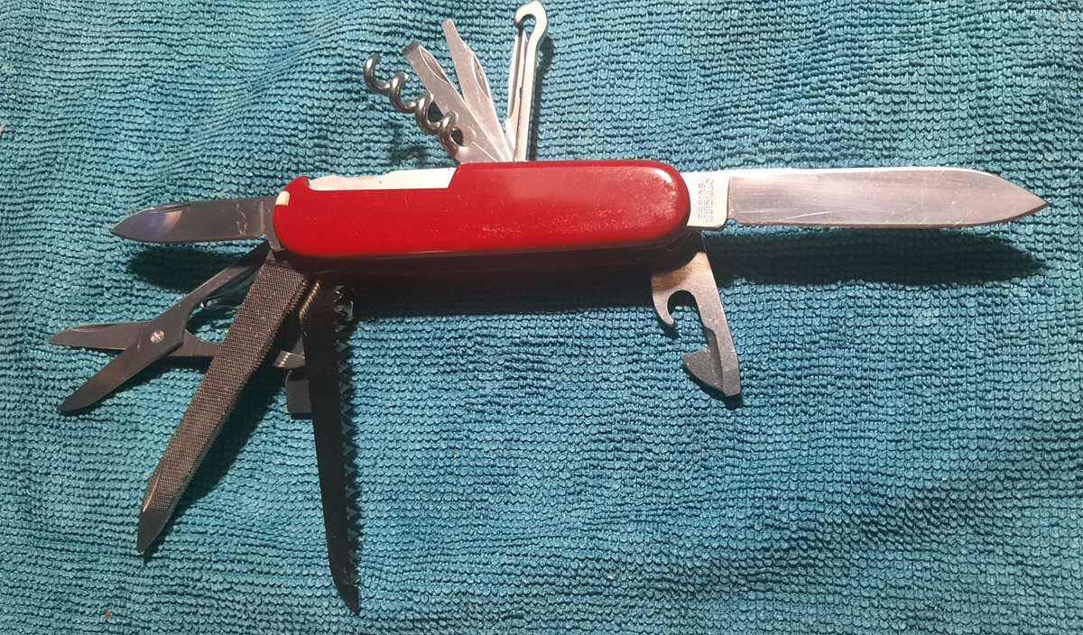 Victorinox - Ranger with Red Scales Camping Logo