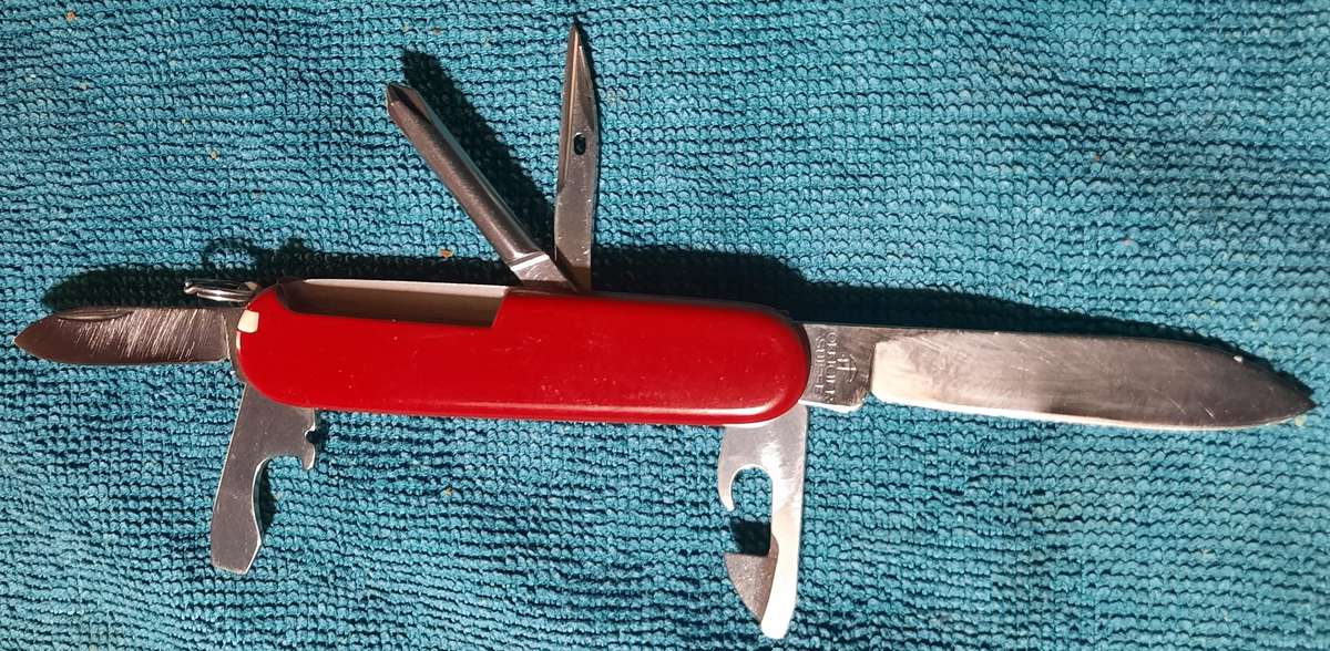 Victorinox Swiss Army Knife - Tinker Red Scales