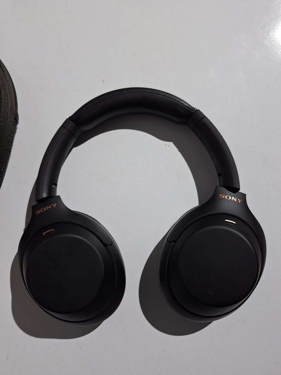 Sony WH-1000XM4 Wireless Noise-Canceling Headphones