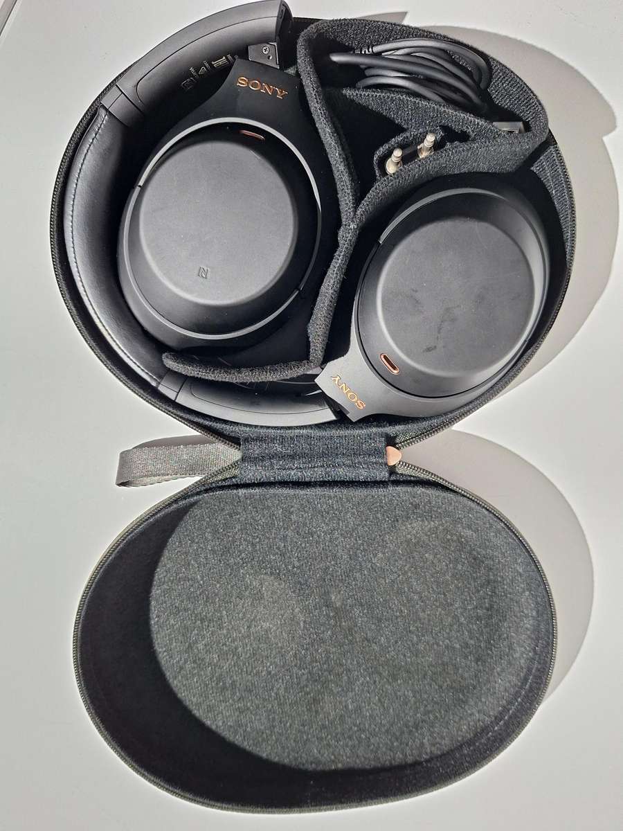 Sony WH-1000XM4 Wireless Noise-Canceling Headphones