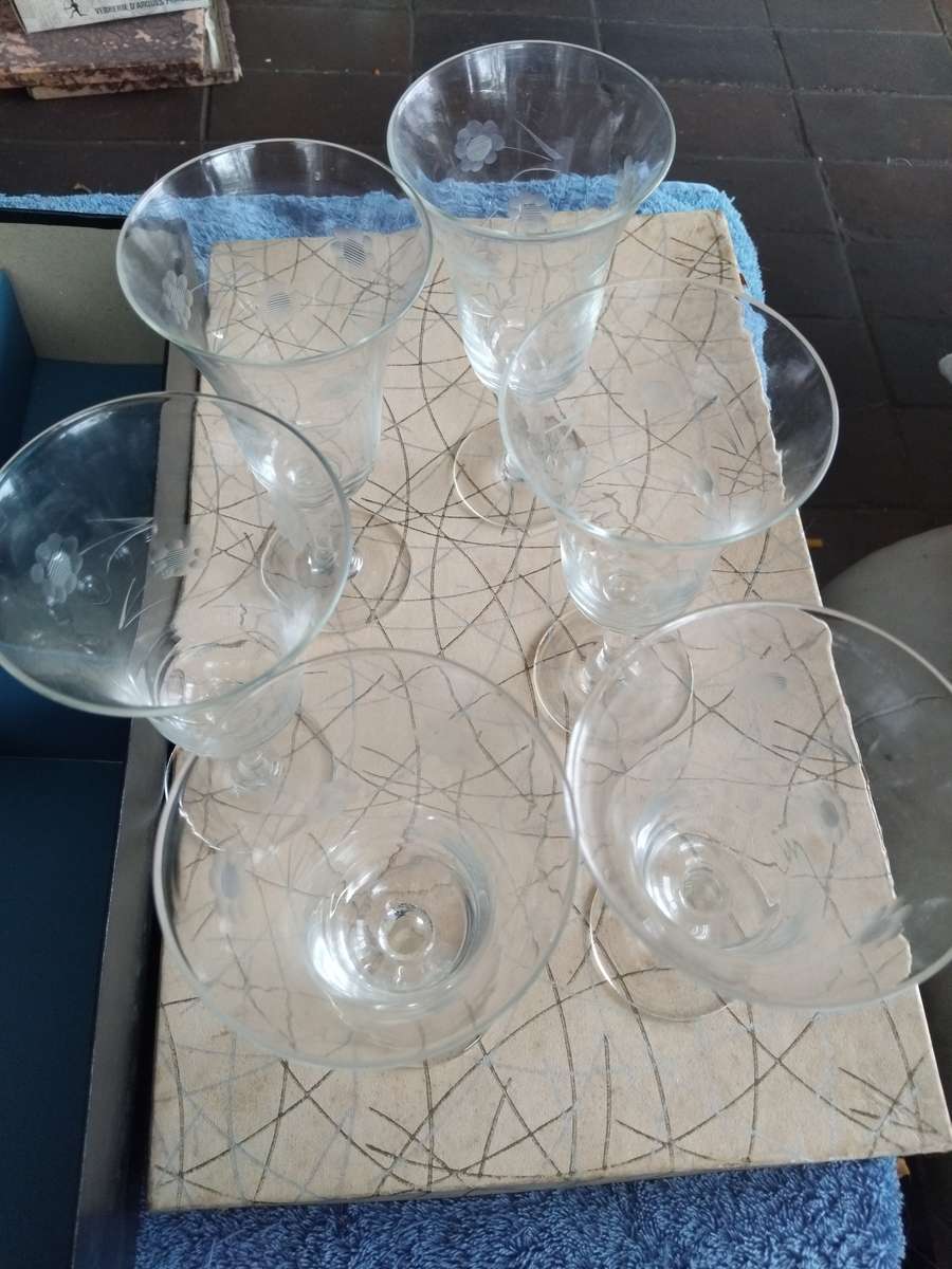 6 Vintage 1950s Etched Flower Crystal Champagne Wine Glasses In Original Box Mid Century