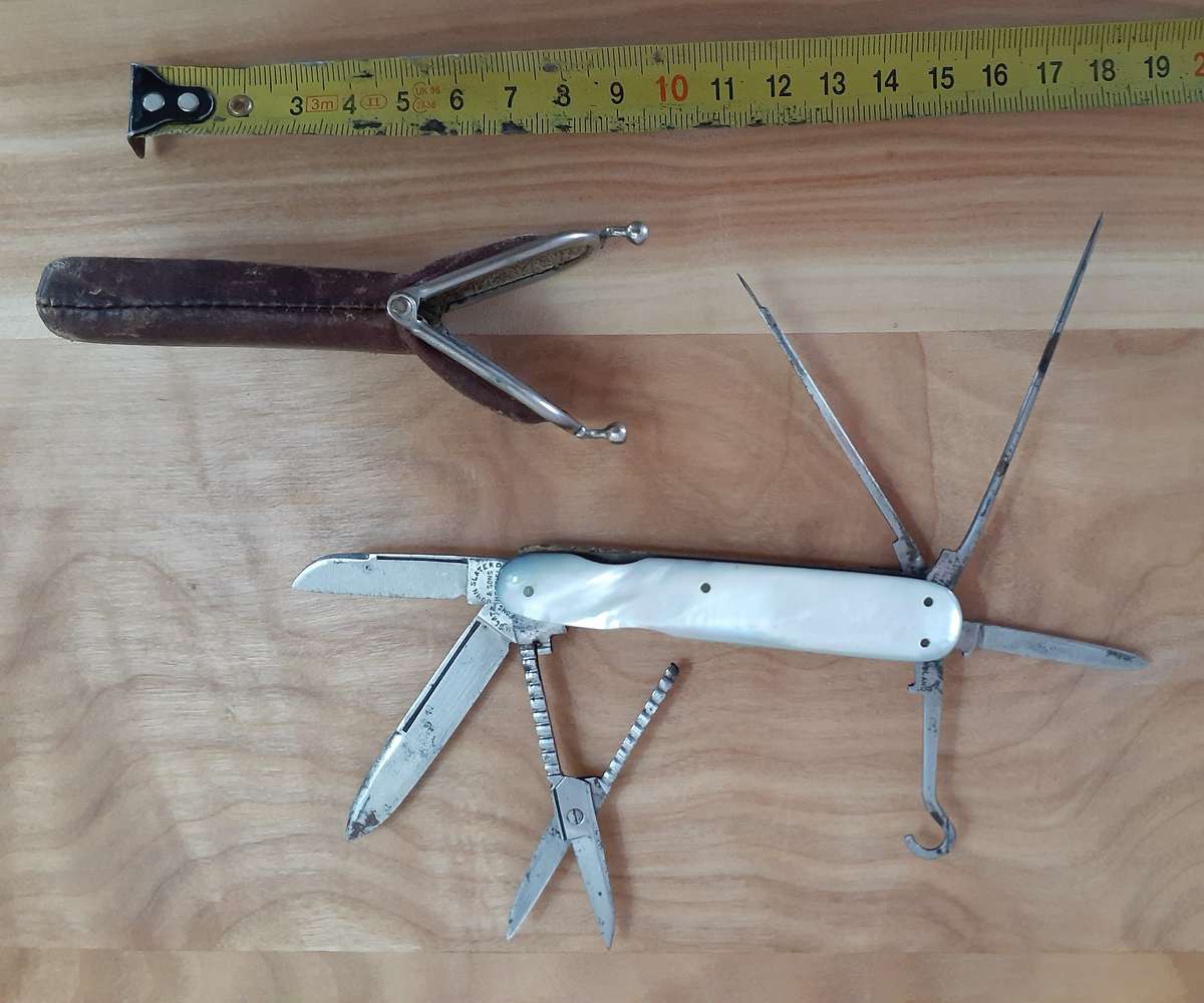 Antique Gentleman's Pipe Knife c.1850's in Original Leather Pouch