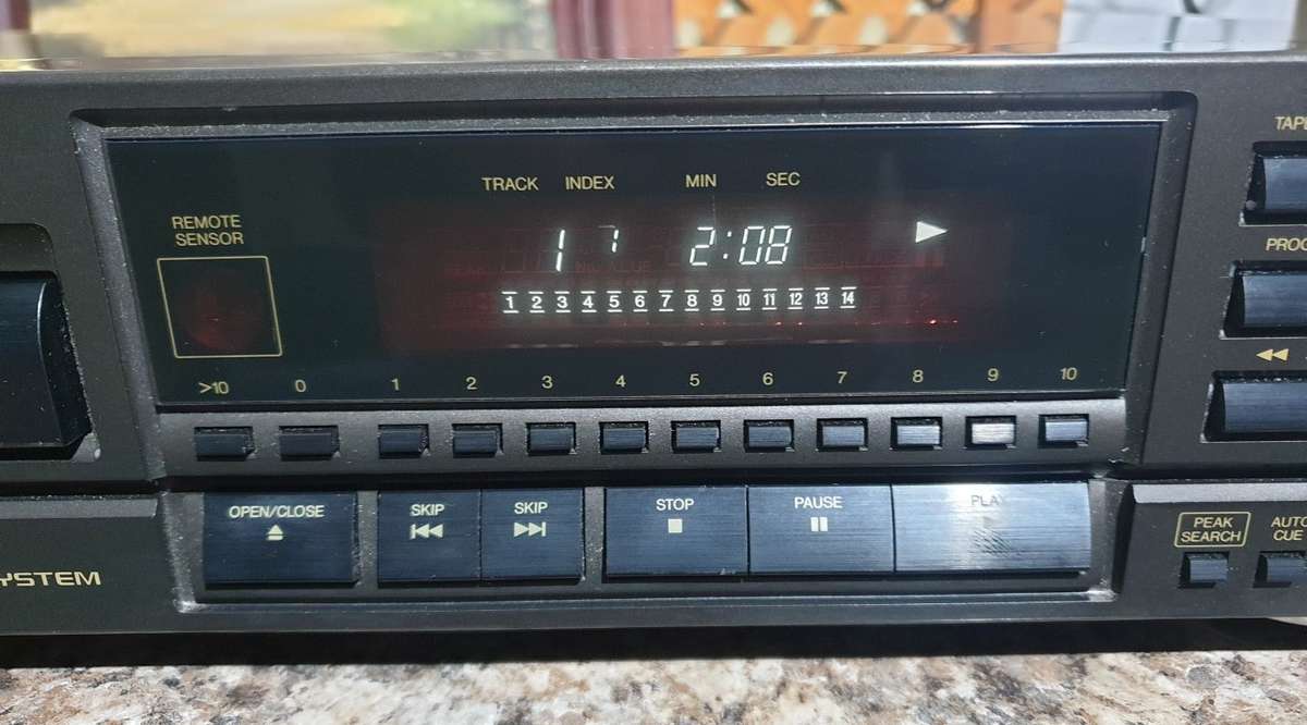 Technics SL-PG440 CD Player