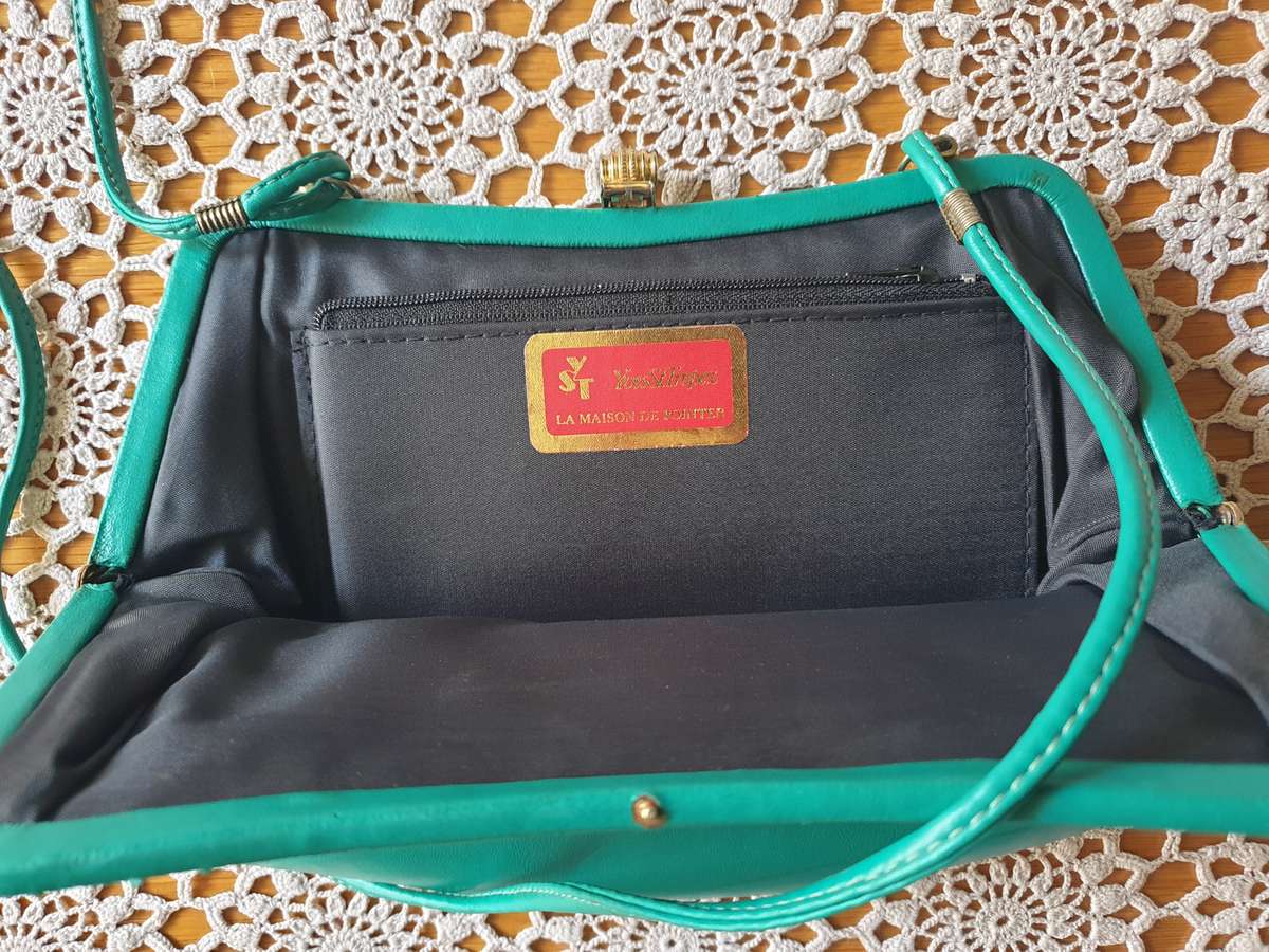VINTAGE GREEN HANDBAG