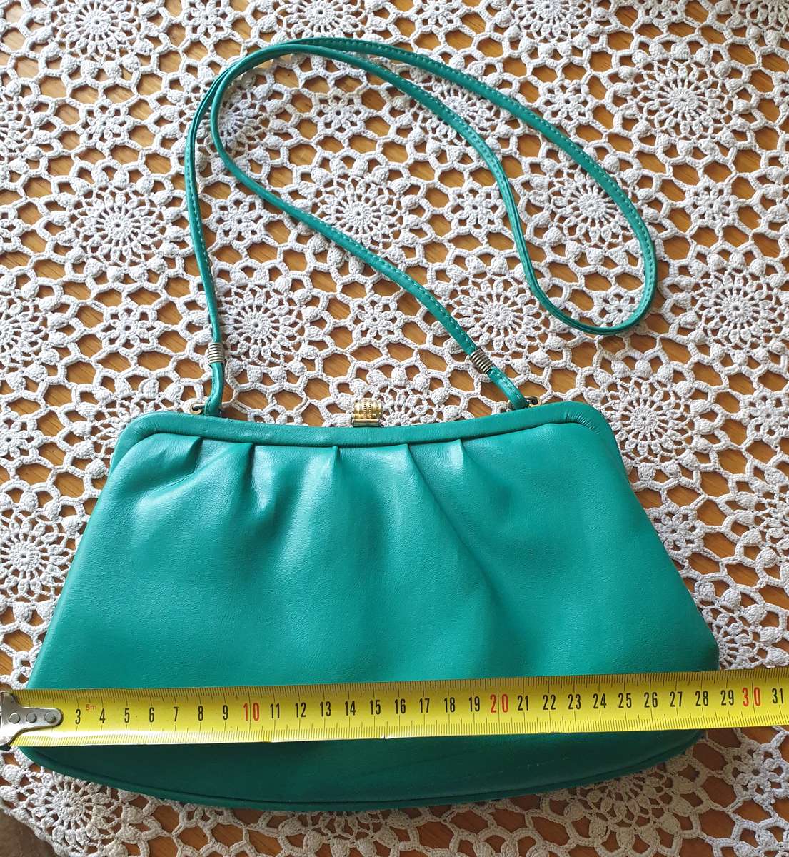 VINTAGE GREEN HANDBAG