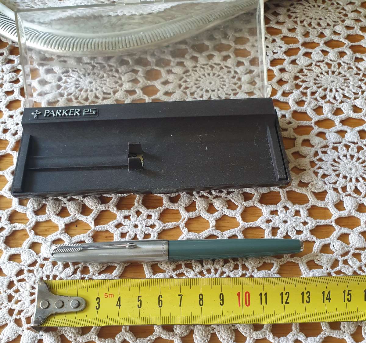 PARKER PEN | NEEDS A NEW REFILL | MADE IN ENGLAND