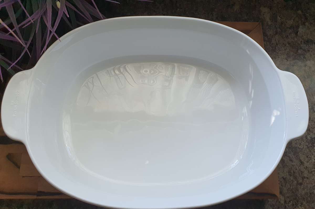 CORNINGWARE  BOWL WITH LID