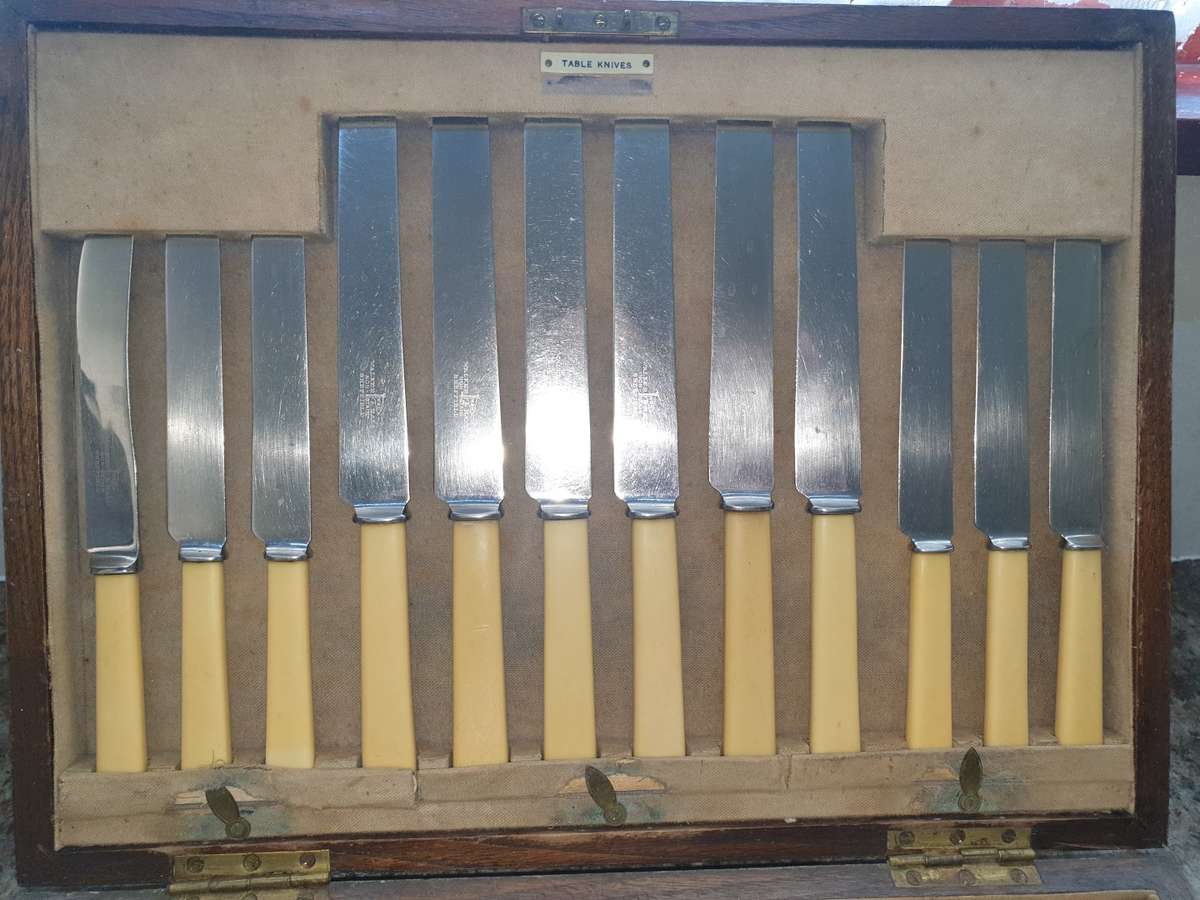 Walker & Hall Canteen Of Cutlery FROM 1930'S