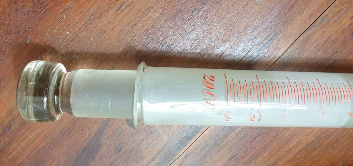 Atique complete grass Syringe kit. I have not seen one like this