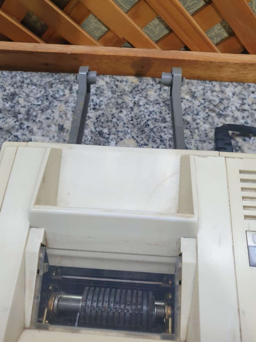 WOW ! Check out this amazing Casio printing calculator.