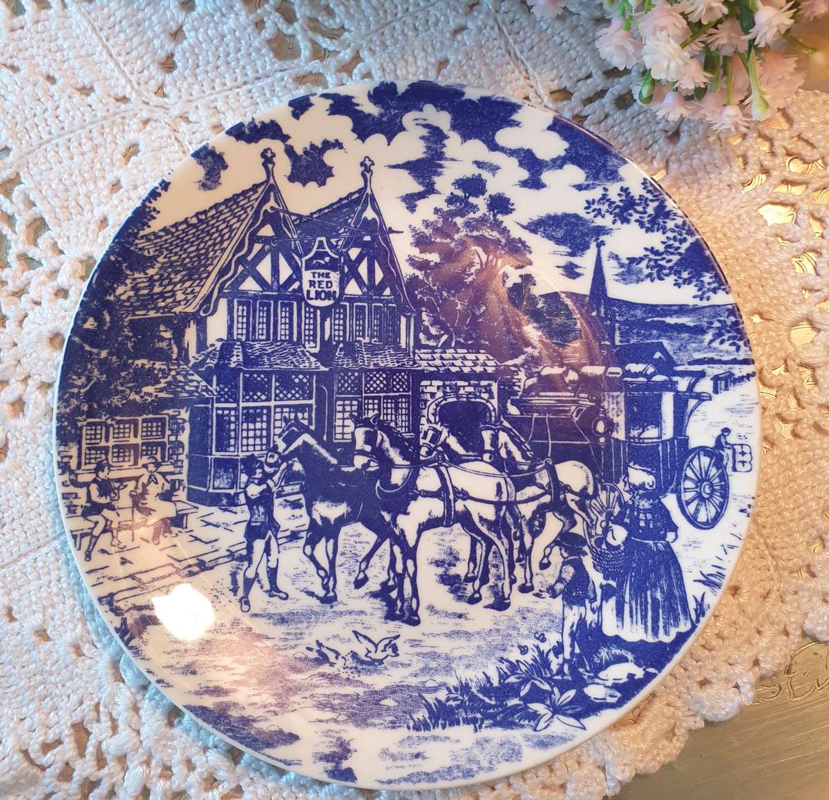 Constantia fine china wall plate