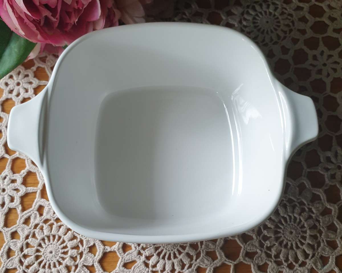 CORNING WARE BOWL