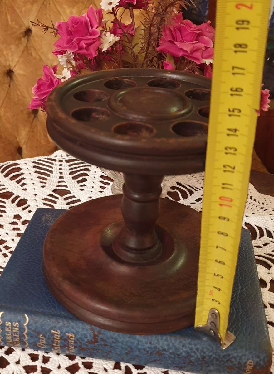 Wooden Smoking Pipe Stand