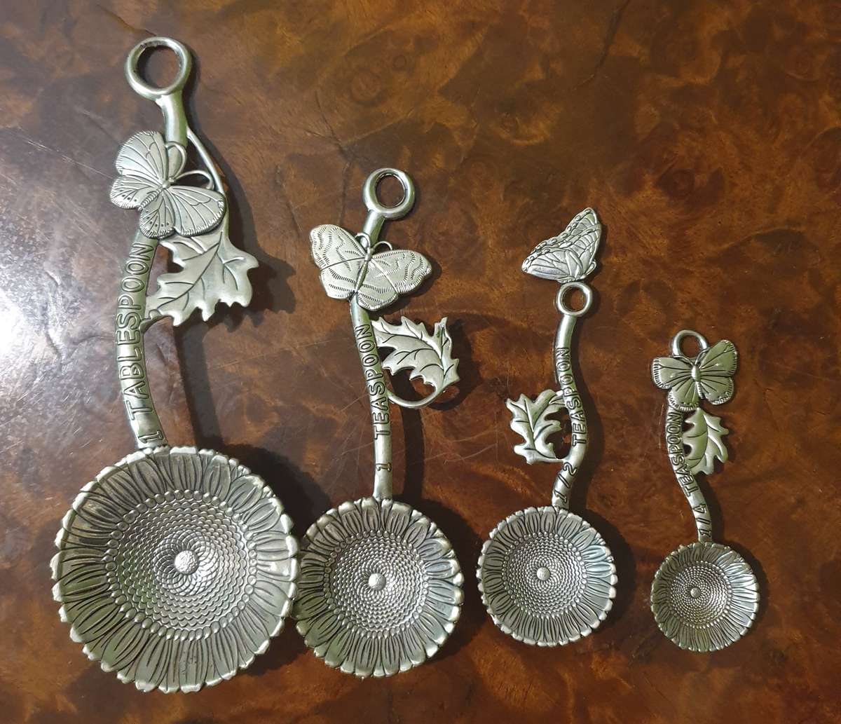 Ganz |  4-Piece Measuring Spoons Set, Sunflower